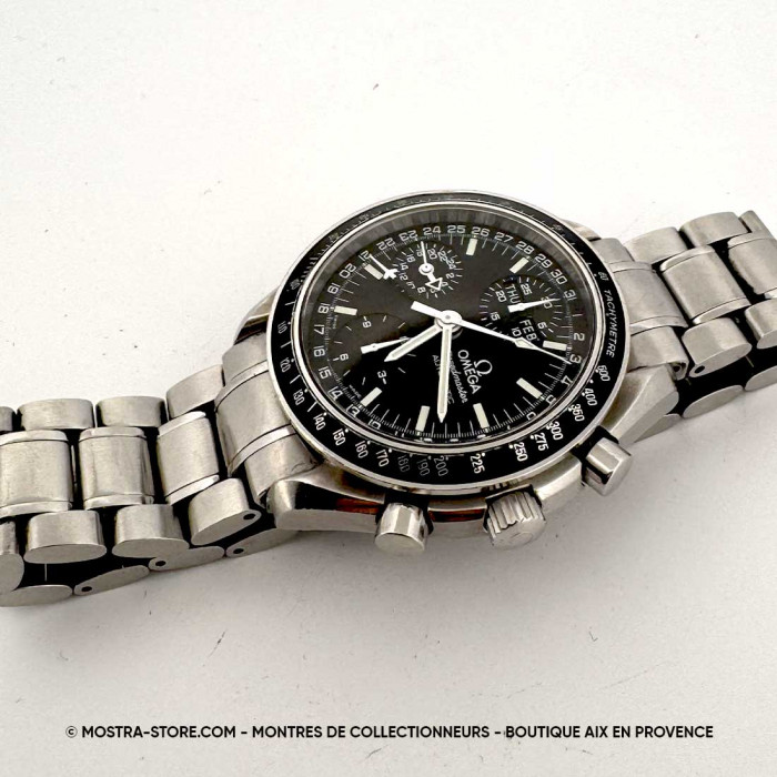 Omega Speedmaster Mark 40 Automatic date - black dial