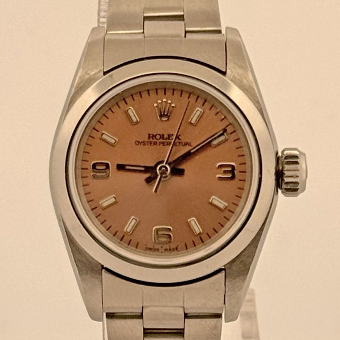 Rolex oyster perpetual 24 saphir