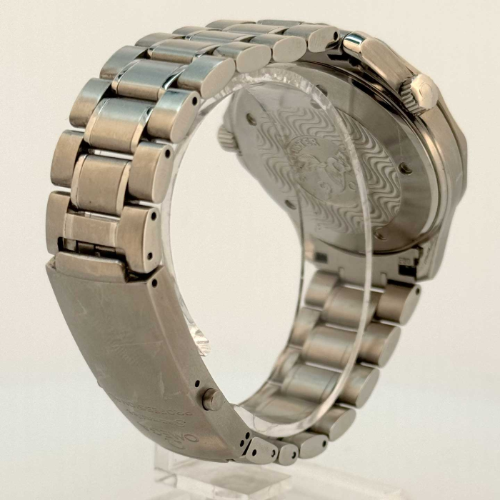 Omega Seamaster 300  lunette Or Blanc