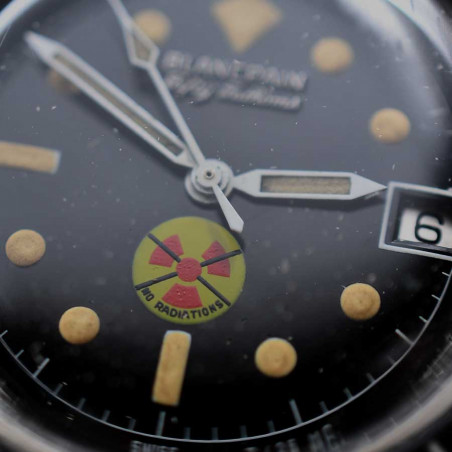 no-radiations-detail-cadran-blancpain-rayville-fifty-fathoms-1965-aqualung-montres-collection-mostra-store-aix-en-provence