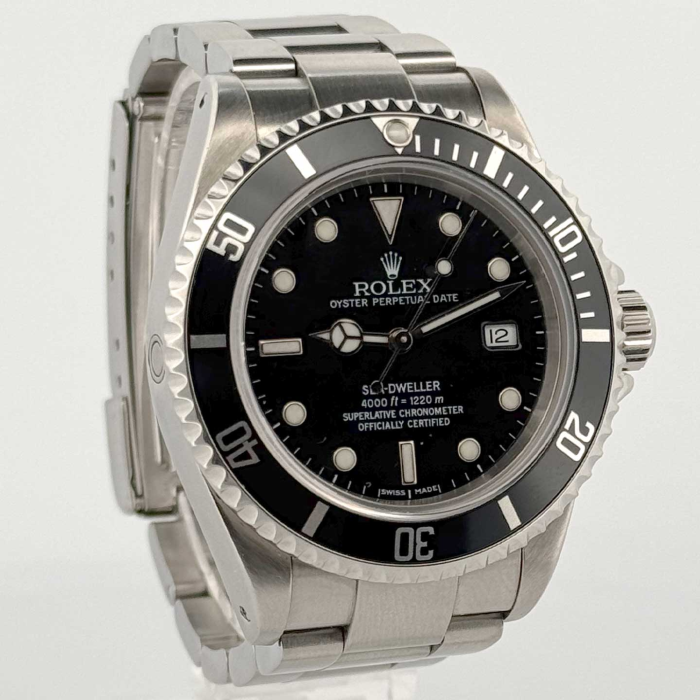 Rolex Rolex Sea-Dweller 16600 Pre-Owned Y-Series 2003