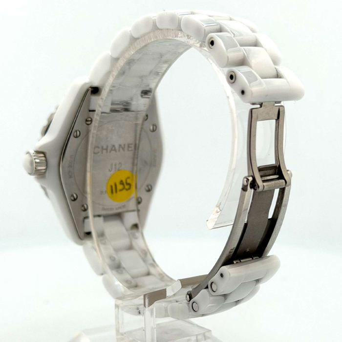 Chanel J-12 Modèle 33 mm Quartz Ceram Blanche