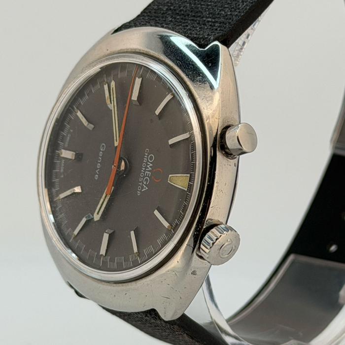 Omega Chronostop Driver Pilote Under the Wrist