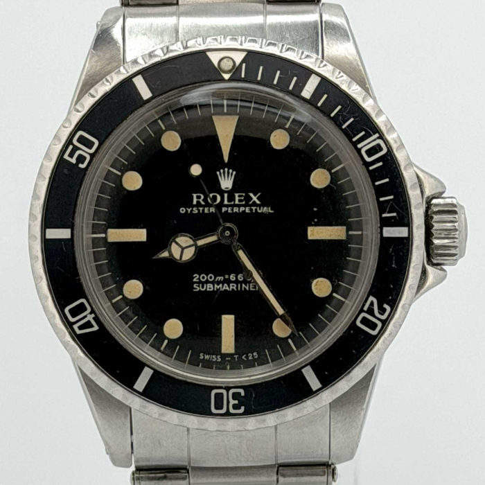 Rolex Submariner 5513 Meters First 1966 Riveted