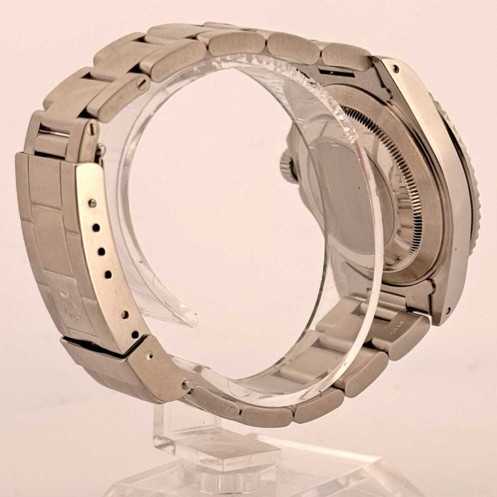 Rolex Submariner 2 lines COSC Four Lines