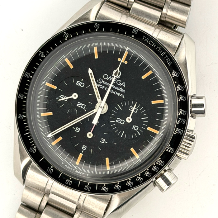 Omega Speedmaster Fond Saphir Cadran Tritium