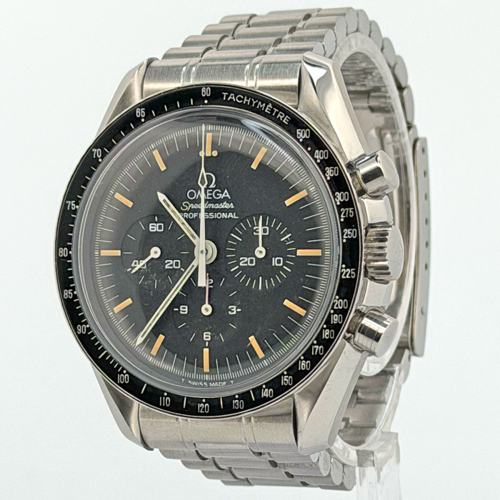 Omega Speedmaster Saphirre Caseback Tritium Dial