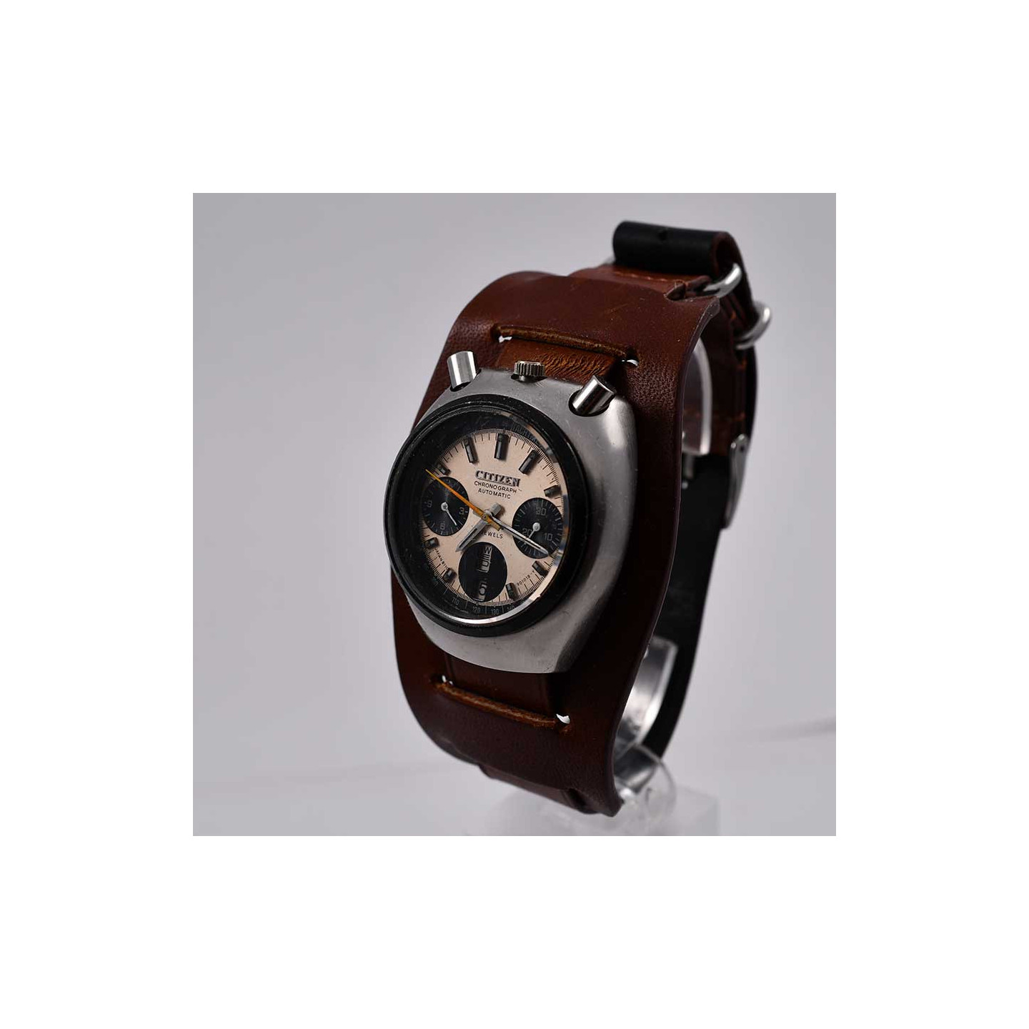 ブリトラ Pre-owned Citizen Flyback Brad Pitt Bullhead Panda 8110 watch