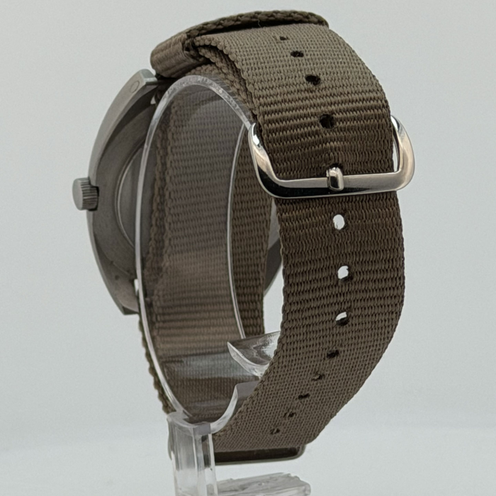 Hamilton W10 British Army Calibre 649 Tritium 1973