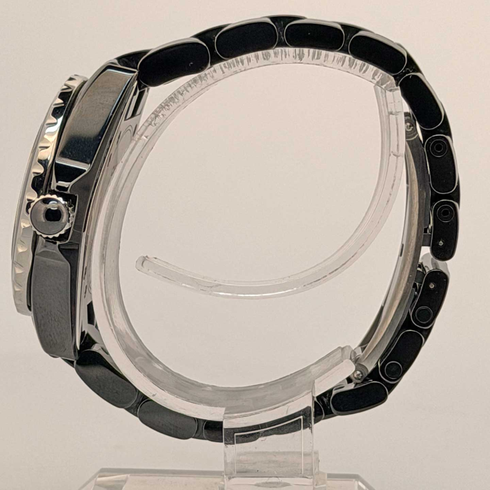 Chanel J-12 Noire Petit Modèle 33 MM Cadran Diamands