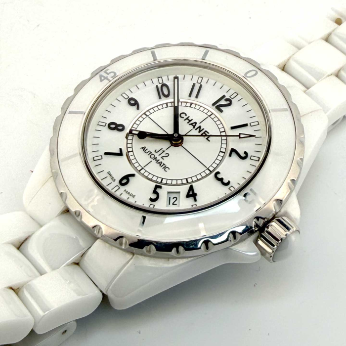 Chanel J-12 Blanche Grand Modèle Automatique