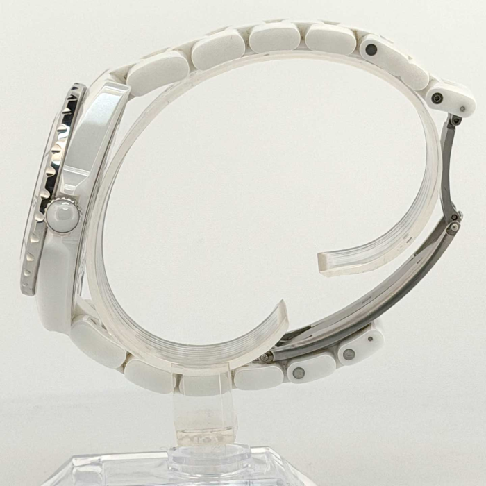 Chanel J-12 Blanche Grand Modèle Automatique
