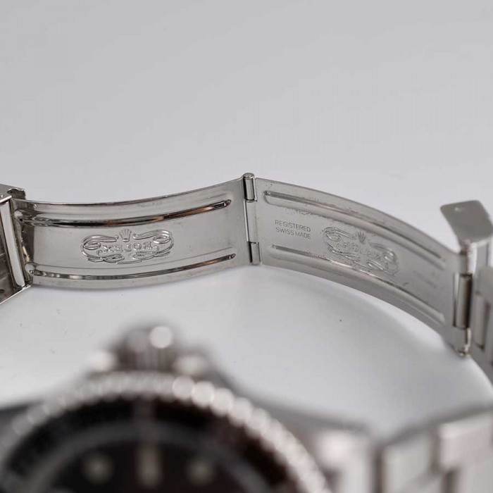 Rolex Submariner "Live or let Die"