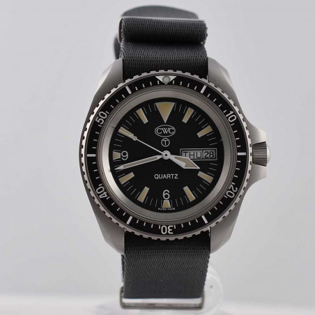 cwc-montre-militaire-plongee-rn-300-boutique-mostra-store-aix-en-provence-vintage-watches-shop-military-watch