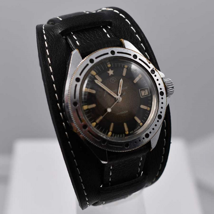 Vostok cccp soviet army black dial