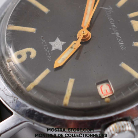 montre-militaire-soviet-army-earlier-watch-1961-mostra-store-boutique-aix-red-star-spider-dial-cadran-detail