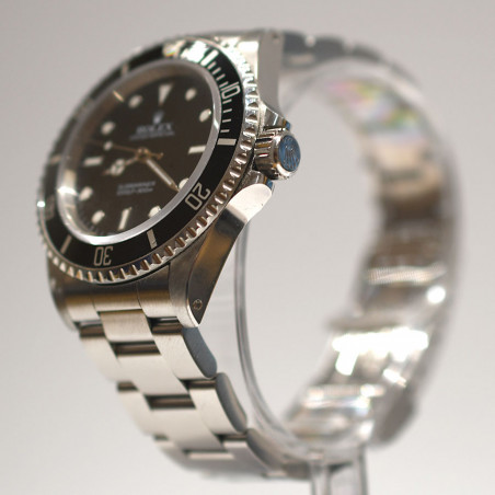 montre-rolex-submariner-14060-full-set-occasion-moderne-boutique-mostra-store-aix-en-provence-montres-plongée