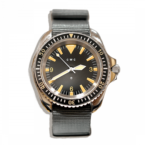 montre-militaire-military-wacth-diver-royal-navy-1980-cwc-plongeur-boutique-mostra-store-aix-1980
