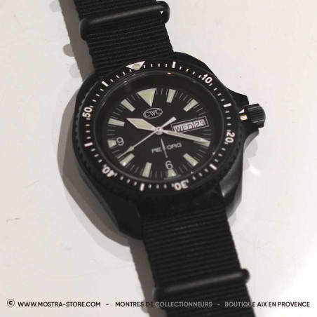 montre-militaire-cwc-royal-navy-300-special-boat-service-mostra-store-aix-nageur-combat-limited-edition-