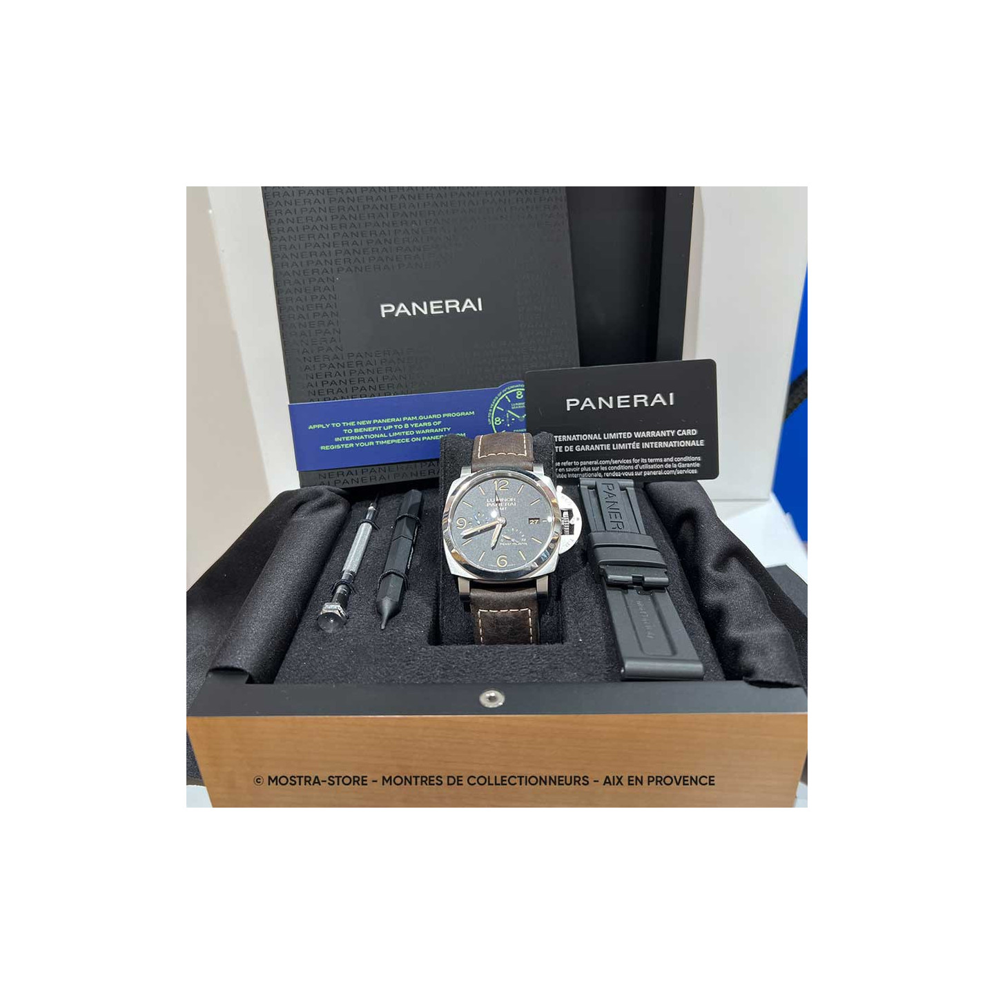 Pre-owned Panerai Luminor Gmt Op 7119 Full Set watch