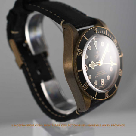 montre-homme-tudor-black-bay-bronze-79250-occasion-fullset-plongee-boutique-mostra-store-aix-cannes-la-bocca-vence