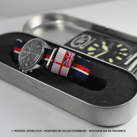 cwc-chronograph-pilot-royal-navy-vintage-1990-air-fleet-boutique-mostra-store-aix-provence-montres-militaires-boite-papiers