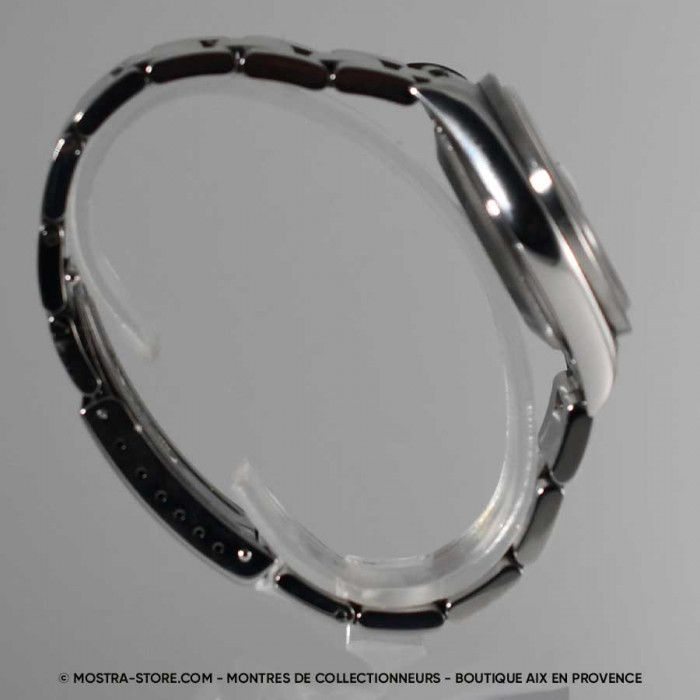 Rolex Date cadran noir lunette striée
