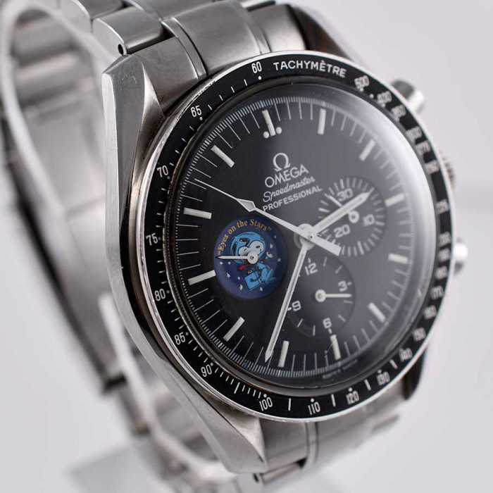 Omega speedmaster snoopy award