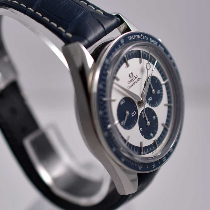 Omega speedmaster blue panda