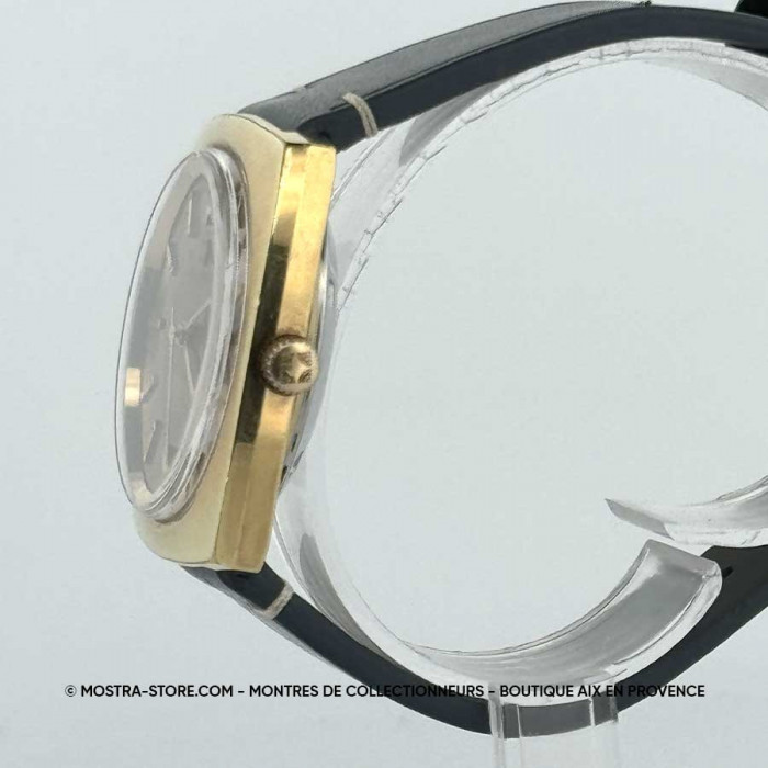 Zenith automatic date 2572 seventies-mood